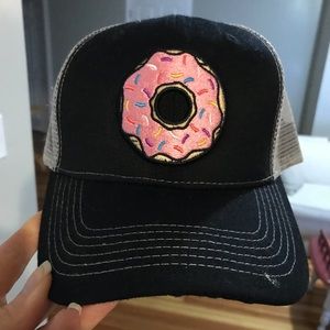 Donut trucker hat